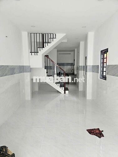 Nhà mới tinh 3.7x14m lầu góc 2MT hẻm. Gần ngã ba cây trâm GV