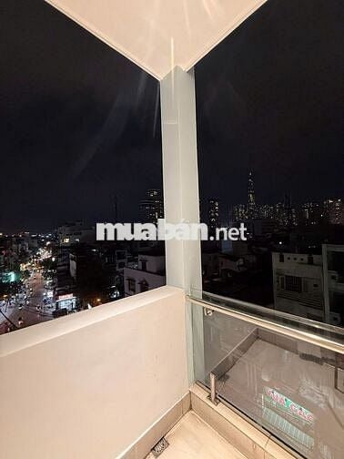 🏙️ Căn Hộ 1PN Full Kính ✨ Ban Công Chill 🌿 View Landmark 81 🌆 Gần Q1 📍