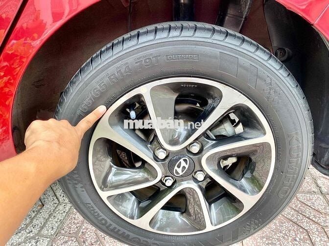 Hyundai Grand i10 2018 1.2 AT - 32000 km