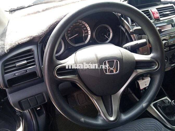 Honda City 2013 số sàn màu xanh xe nhà