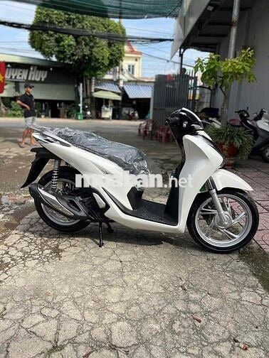 Xe mới mua chưa chạy