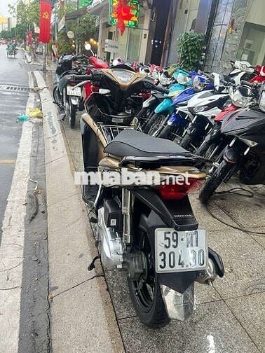 Honda air blade FI 2012 mới 90% biển số thành phố