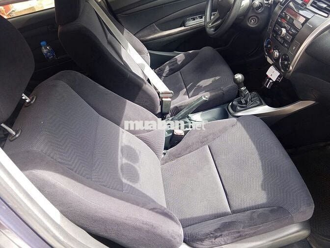 Honda City 2013 số sàn màu xanh xe nhà