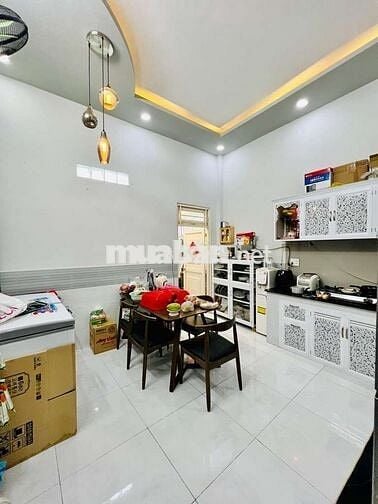 Ban Nha .Măt tien Nguyễn Quý Yêm thong An Dương Vương .4×19m×4p.Chỉ 7T