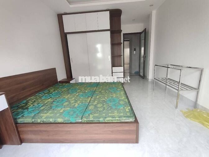 Nhà đẹp Thuý Lĩnh thang máy, ô tô vào nhà