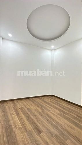 NHÀ MỚI - KHÁNH HỘI-KHÔNG QUY HOẠCH- 5PN 