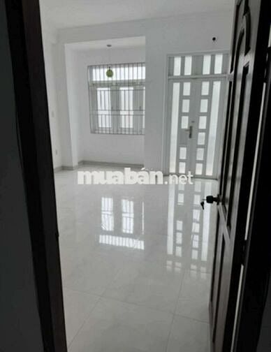 Cho thuê 1 trệt 3lầu Sân thượng 3PN 3Vs 1 phòng thờ. Có 2 Máy Lạnh.