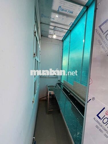 Phòng bancol MT đg Phạm Hùng Nối Dài gần ĐH UEH, Rmit. Full Nội Thất .