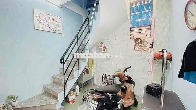 BÁN NHÀ 4TẦNG MẶT NGÕ NÚI TRÚC, KINH DOANH ĐỈNH, GIÁ NHỈNH 2TỶ.