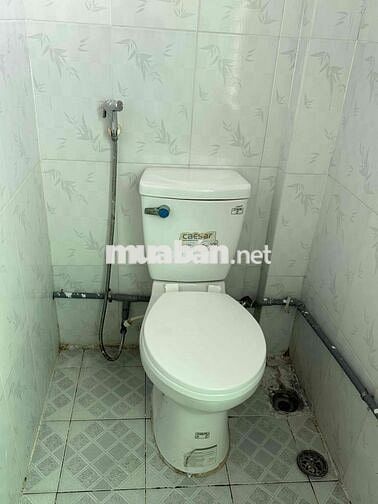 Cho thuê nhà mặt tiền, dtd 80m2, 3 phòng ngủ, 2 maylanh, PK, 2WC