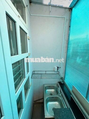 Phòng bancol MT đg Phạm Hùng Nối Dài gần ĐH UEH, Rmit. Full Nội Thất .