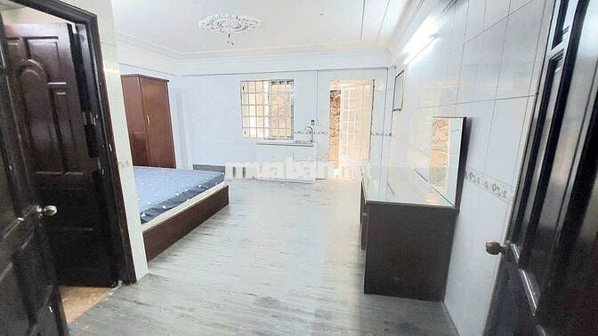 Cho thuê phòng khu Trung Sơn gần ĐH Rimt q7. DT: 30m2. Full Nội Thất .
