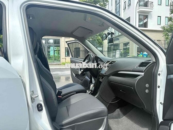 Suzuki Swift 2014 1.4 AT - 98000 km