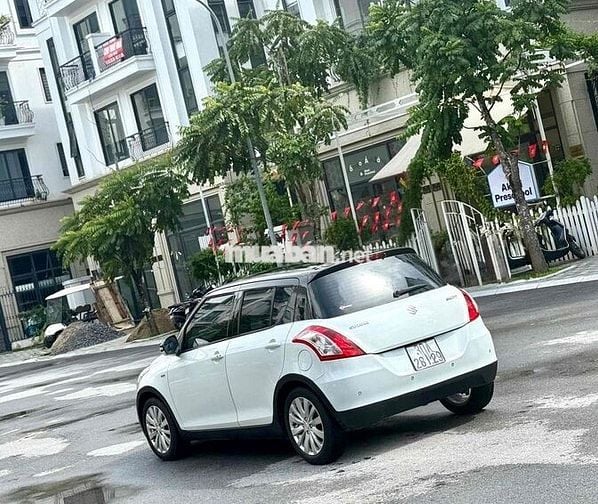 Suzuki Swift 2014 1.4 AT - 98000 km