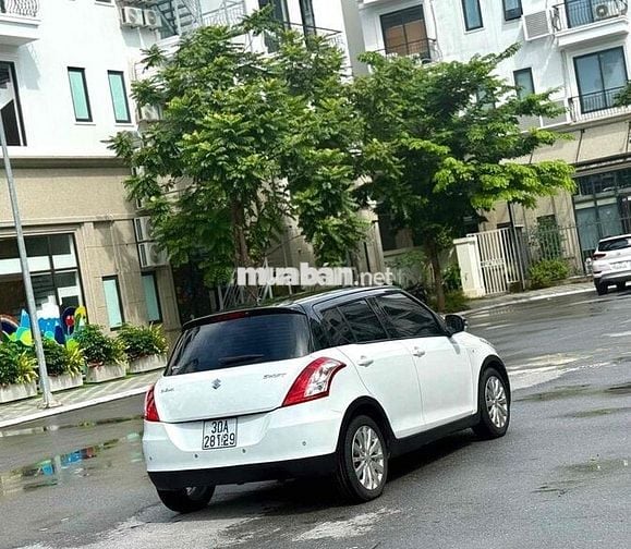 Suzuki Swift 2014 1.4 AT - 98000 km