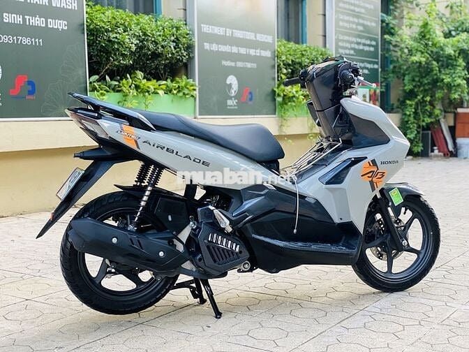 HONDA AIR BLADE 125 FI  XÁM XI MĂNG KHÓA SMARKEY
