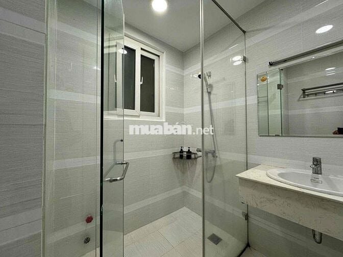 CHO THUÊ CĂN HỘ CAO CẤP 1PN GẦN TOÀ NHÀ VIETTEL DỌN PHÒNG MỖI TUẦN
