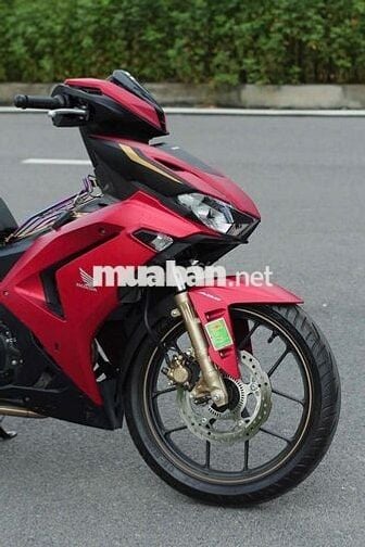winner V4 phanh abs, xe chạy 2000km, giá 29tr