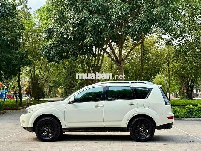 Mitsubishi Outlander 2009 - 128000 km