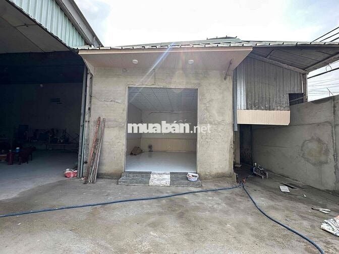 𝐂𝐇𝐎 𝐓𝐇𝐔𝐄̂ 𝐊𝐇𝐎 700m2, Tải 10 tấn, có Văn Phòng, Liên khu 5-6