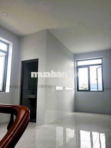 cho thuê mặt bằng kinh doanh 190m2 phường Linh Xuân đường lớn giá rẻ