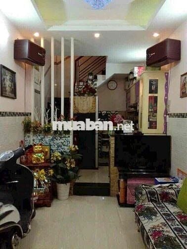 Cho thuê nhà nguyên căn q4 4 lầu 4 phòng ngủ 4 tolet