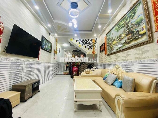 Nhà đẹp hẻm ô tô Tạ Quang Bửu, Q8 (P.Chánh Hưng), 4x16m, dọn vào ở nga
