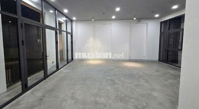 Tòa  nhà mới xây Gần MT Trường Chinh Quận Tân Bình