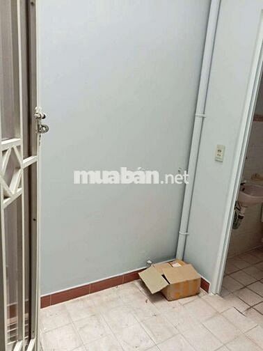 Cho thuê nhà sơn mới, 2PN 2wc,  hẻm 1/ Lê Văn Thọ P8 Gò vấp