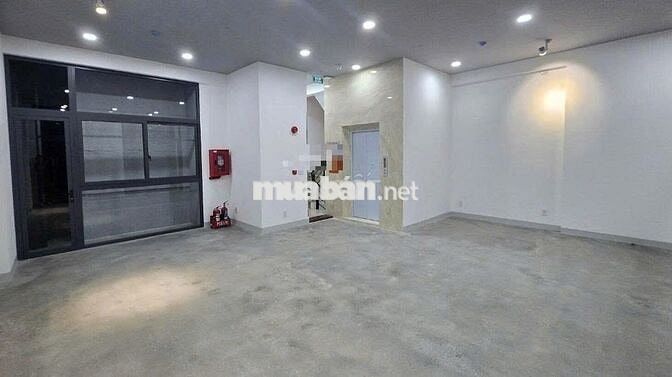 Tòa  nhà mới xây Gần MT Trường Chinh Quận Tân Bình