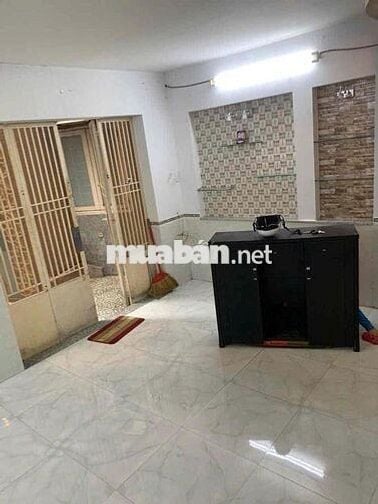 Cho thuê nhà hẻm 3m(XH) Nguyễn Kiệm, P.4, Q.Phú Nhuận giá 8tr