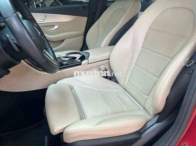 Mercedes Benz C Class 2020 C180 - 70000 km