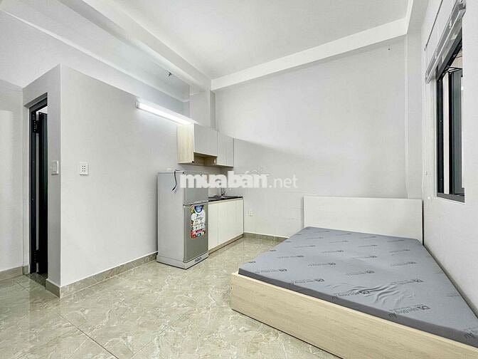 Studio Ban Công Riêng Siêu Rộng Đi Bộ Văn Lang