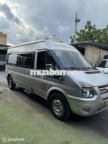 BÁN XE Ford transit Tải Van 6 chỗ 900kg