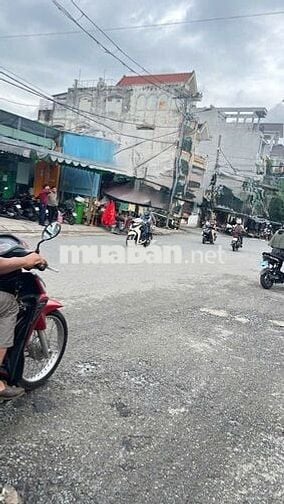 cho thuê mặt bằng sàn 220m2 ngay chợ quận tân bình