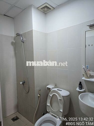 Cần bán căn hộ Ehome 3, 2PN, 2WC full NT, giá 2,25 tỷ
