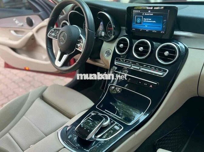 Mercedes Benz C Class 2020 C180 - 70000 km