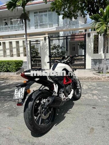 Moto Benelli TNT 175 - Biển SG