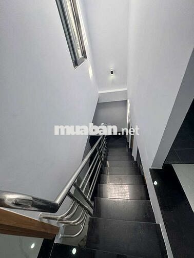 Nhà Trần Văn Ơn, Tân Phú, 50m², 5x10m, 2 Tầng BTCT, 2 PN, Giá 4 tỷ xíu