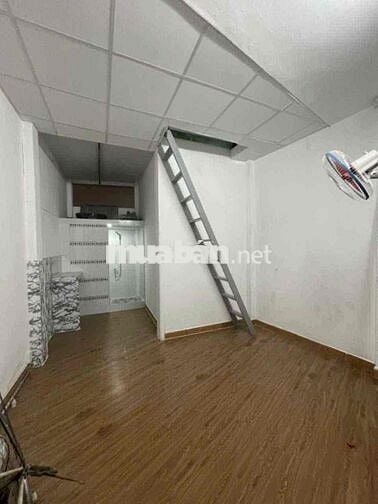 Chủ ngộp bán gấp nhà Hẻm 477 Âu Cơ giá siêu hấp dẫn