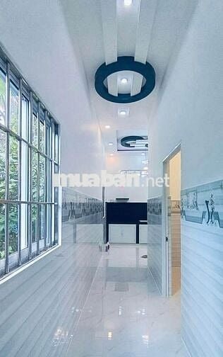 Cần tiền bán căn nhà mới ở gần trung tâm Củ Chi 92m2 SHR giá 828tr