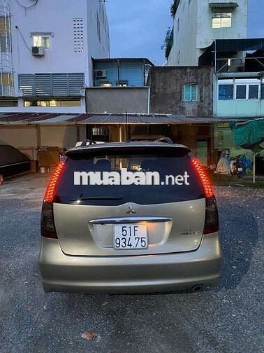 Bán xe Mitsubishi Granrit 7 chổ 2006