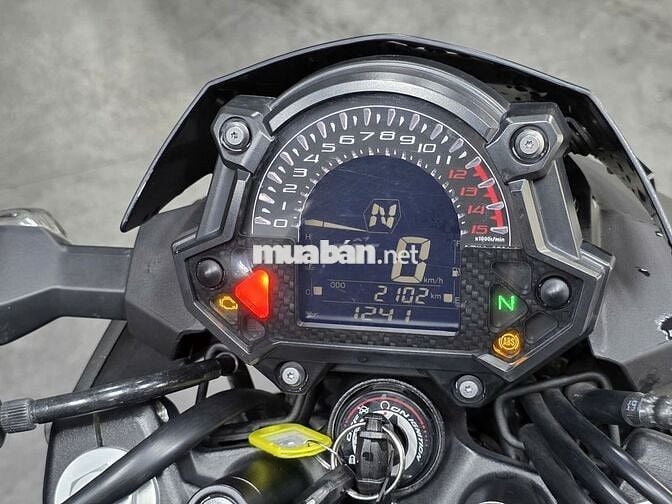 Z400 ABS CHẠY LƯỚT 2000KM