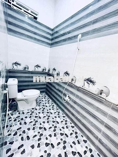 Cần tiền bán căn nhà mới ở gần trung tâm Củ Chi 92m2 SHR giá 828tr