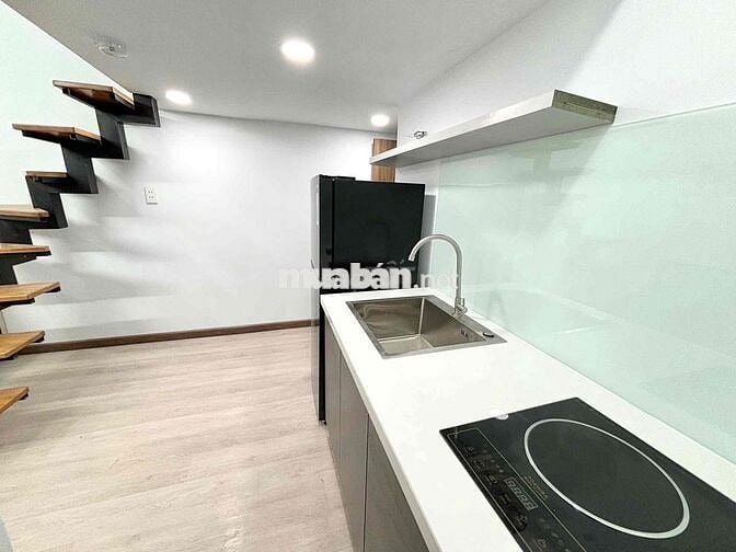 căn hộ 2Pn mới 100% cực gần GTVT UEF HUTECH VLU có máy giặt riêng