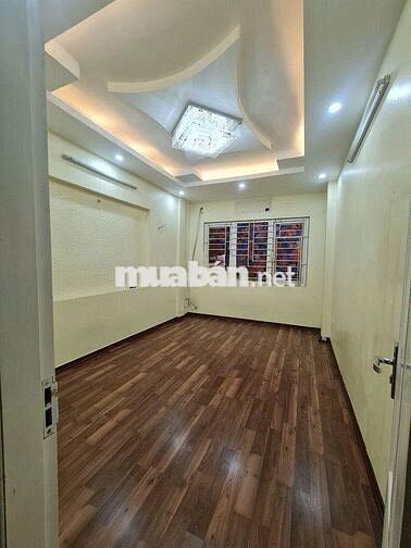 CHO THUÊ NHÀ RIÊNG PHỐ KHÂM THIÊN - ĐỐNG ĐA - 30M2 - 5 TẦNG