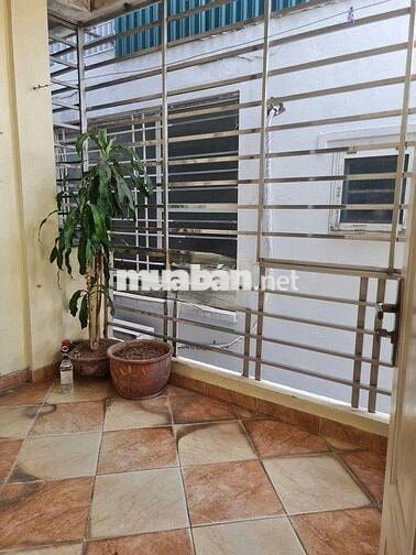 CHO THUÊ NHÀ RIÊNG PHỐ KHÂM THIÊN - ĐỐNG ĐA - 30M2 - 5 TẦNG