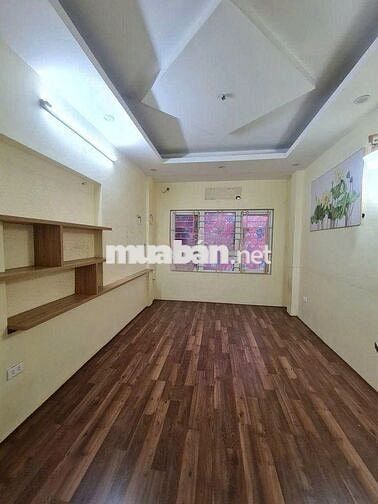 CHO THUÊ NHÀ RIÊNG PHỐ KHÂM THIÊN - ĐỐNG ĐA - 30M2 - 5 TẦNG