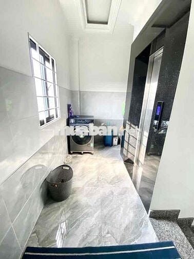 NHÀ 6TẦNG, CÓ THANG MÁY, MT TRƯƠNG THỊ HOA, Q12, GIÁ TỐT KD NHỘN NHỊP