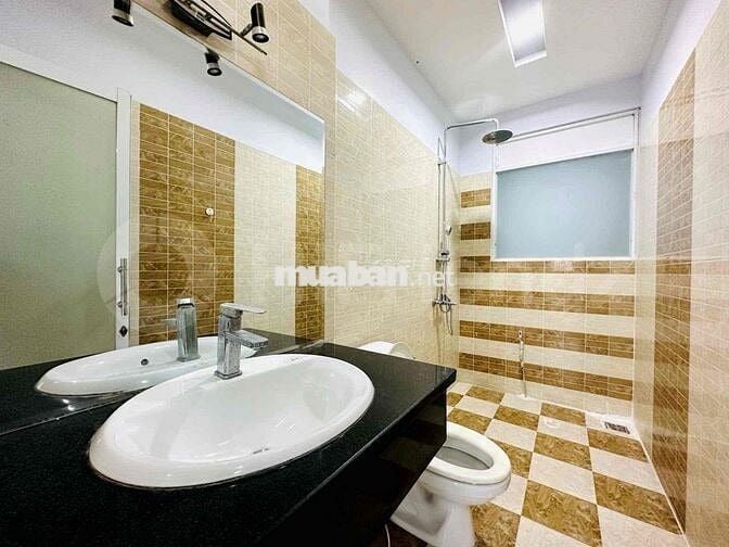 Cho Thuê Studio Balcon 30m2 Giặt Riêng 3ng2xe Ngay ĐH Bách Khoa Quận 1